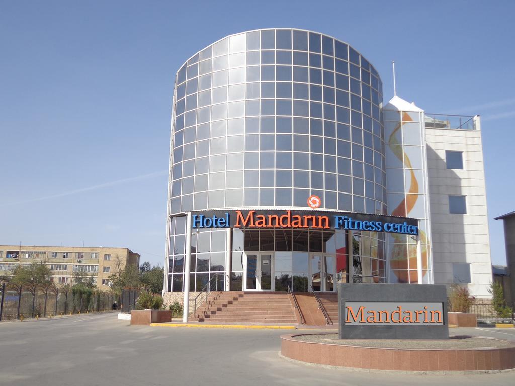 Hotel & Fitness Center Mandarin アクタウ エクステリア 写真